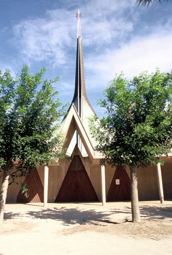 Façade occidentale, entrée.