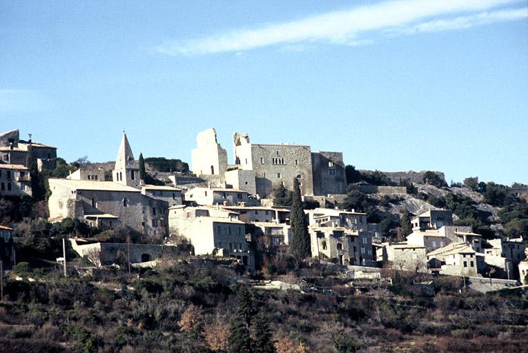 Le village vu depuis le sud-est.