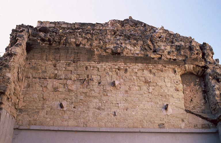 Façade sud, arrachement de la voûte, détail.