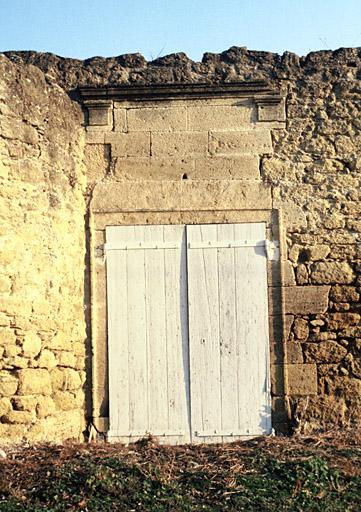 Façade ouest, ouverture.