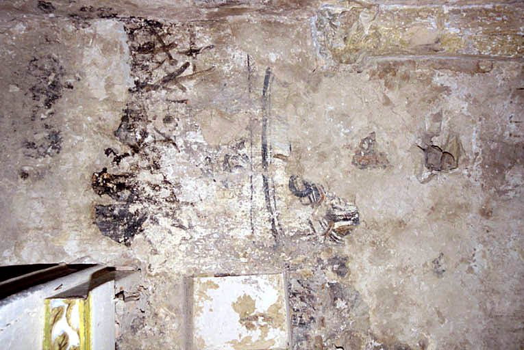 Chapelle sud-ouest, mur sud, à gauche de l'autel.