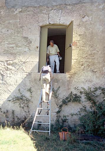 Accès à l'intérieur.