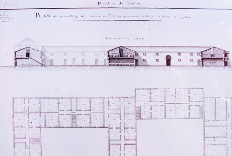 Vue d'un plan du quartier ancien, avec la façade nord en élévation.