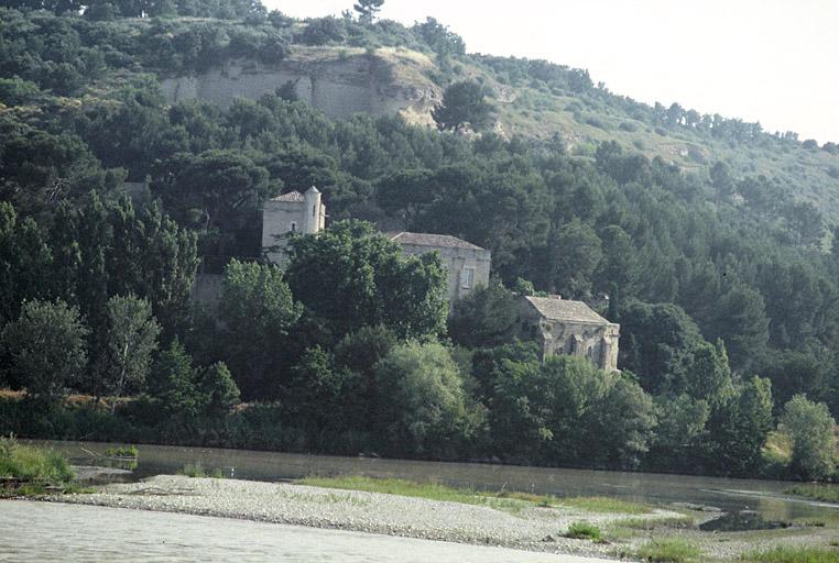 Vue depuis le pont de l'autoroute sur la Durance.