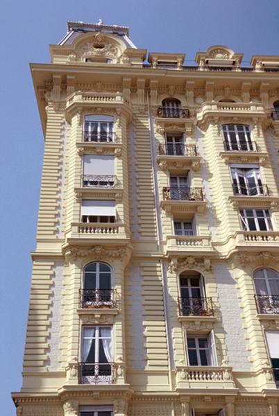 Bâtiment A, façade sud, travées ouest.