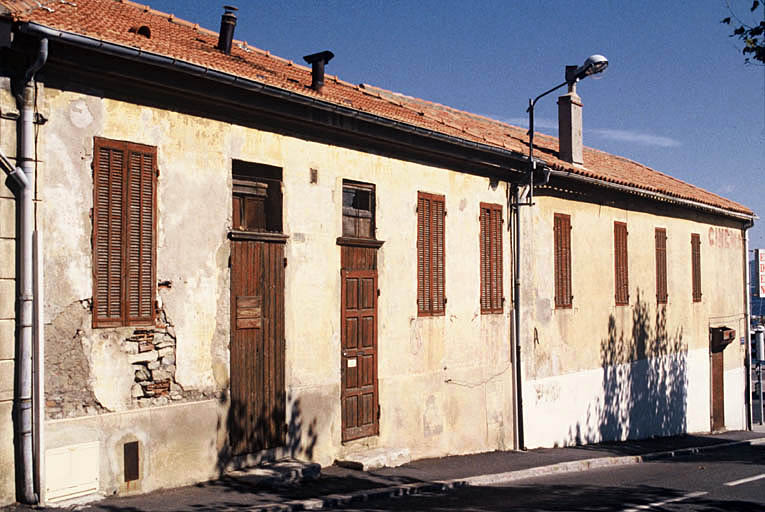 Façade latérale, rue Jean Jaurès.