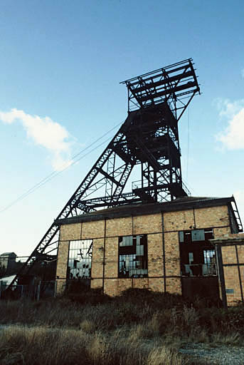 Vue générale du chevalement.