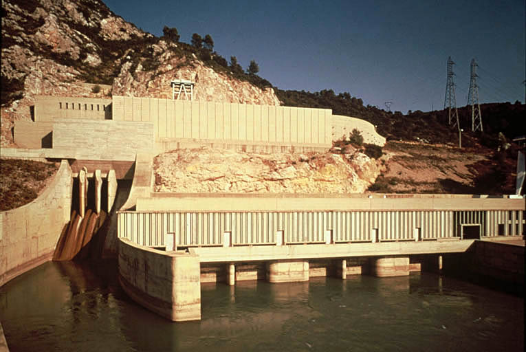 Vue générale du bassin de restitution.