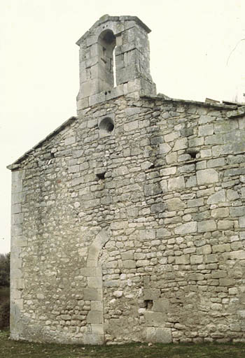 Façade, trace d'ouverture bouchée.