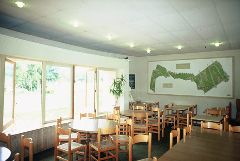 Salle à manger.