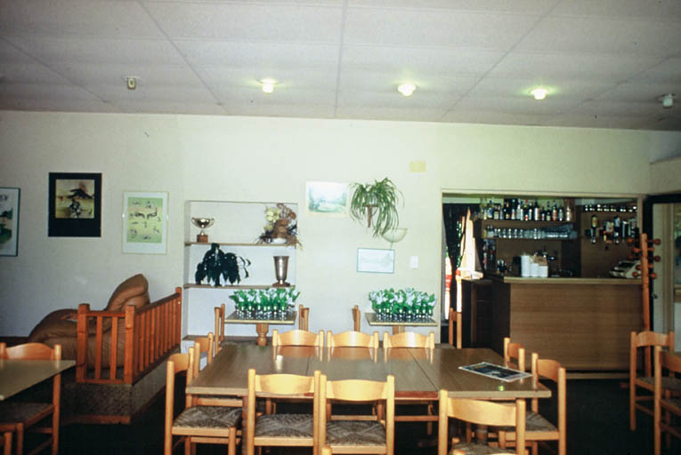 Salle à manger.