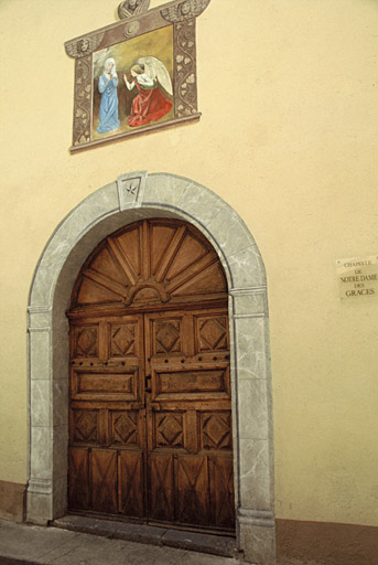 Chapelle des Pénitents, porte.