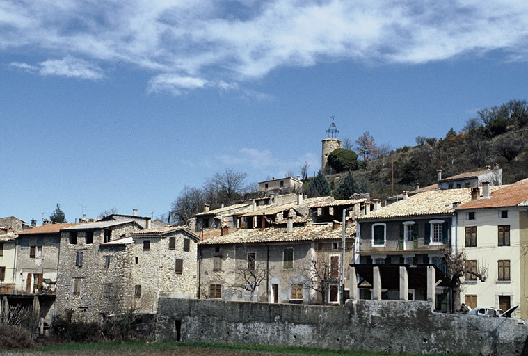 Village, vue générale.