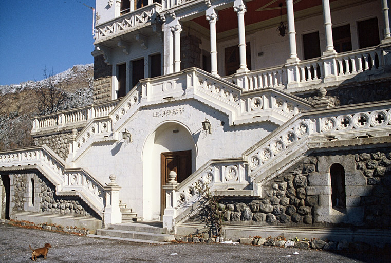 Escalier extérieur.