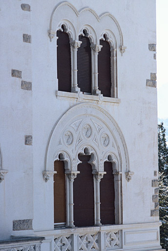 Détail des ouvertures à l'ouest.