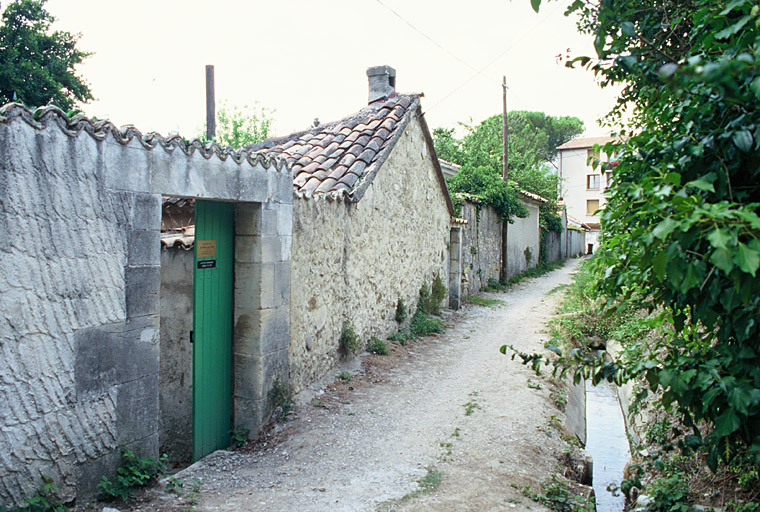 Impasse et entrée.