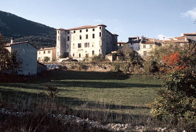 Vue générale depuis le sud.