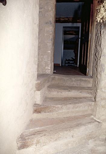 Intérieur, escalier.