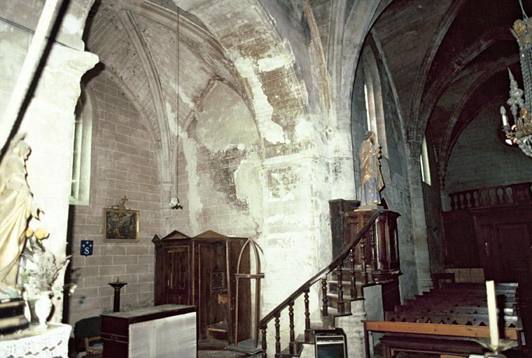 Bas-côté et chapelle sud.