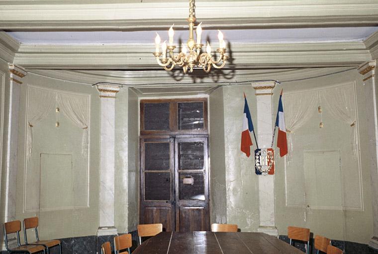 Salle d'honneur, rez-de-chaussée.