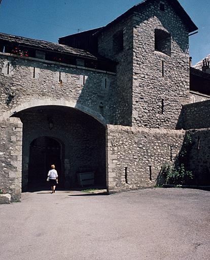 Porte de France.