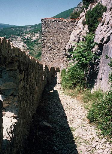 Chemin de communication.