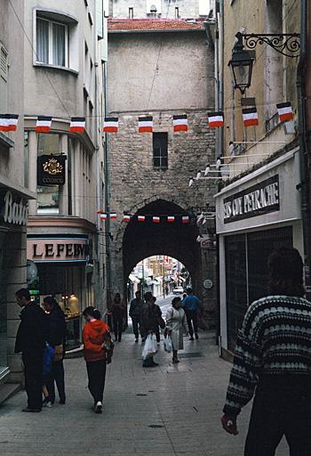 Vue depuis la Rue Grande.