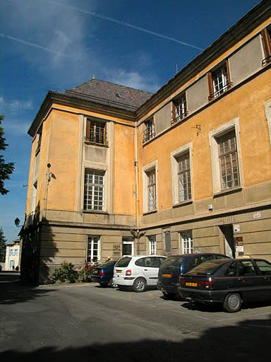 Aile sud, façade sud, pavillon ouest.