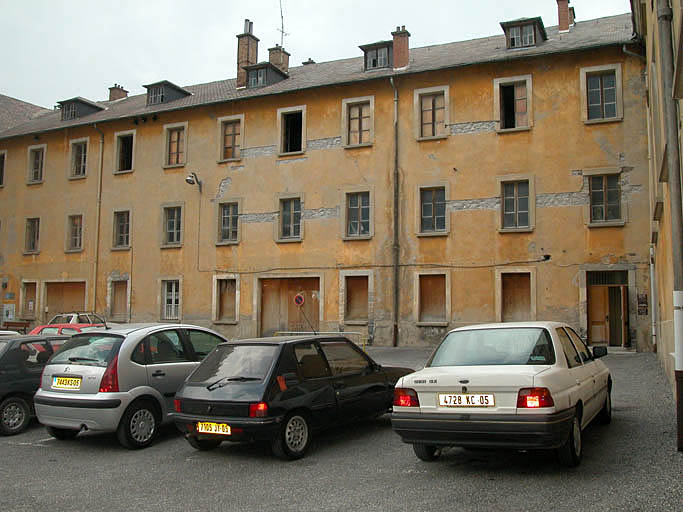 Aile centrale, façade ouest.