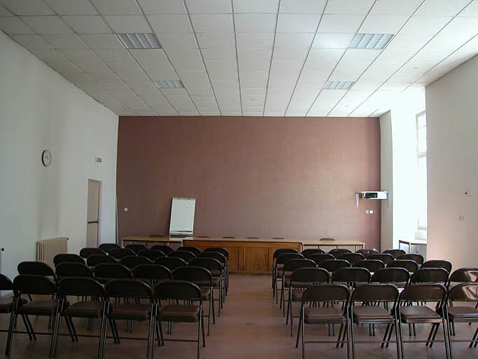 Intérieur, aile sud, premier étage, salle sud du tribunal.