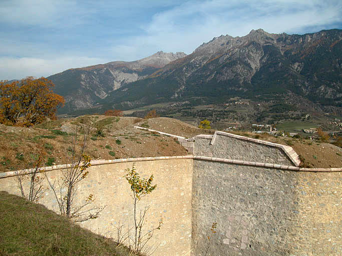 Bastion royal, mur d'escarpe et de contrescarpe, zone nord-est.