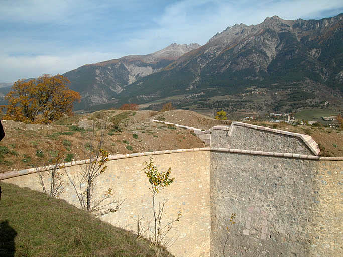 Bastion royal, mur d'escarpe et de contrescarpe, zone nord-est.