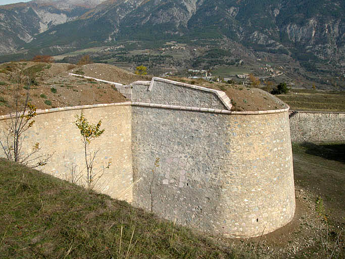 Bastion royal, mur d'escarpe et de contrescarpe, zone nord-est.