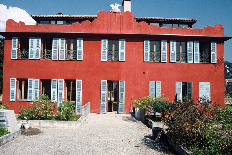 Façade sud sur terrasse.