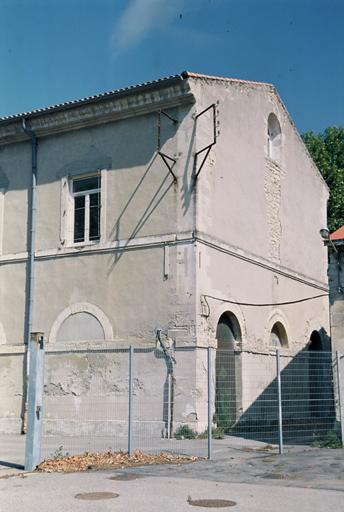 Bâtiment E, façade ouest et pignon sud.