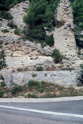 Détail des vestiges des piles.