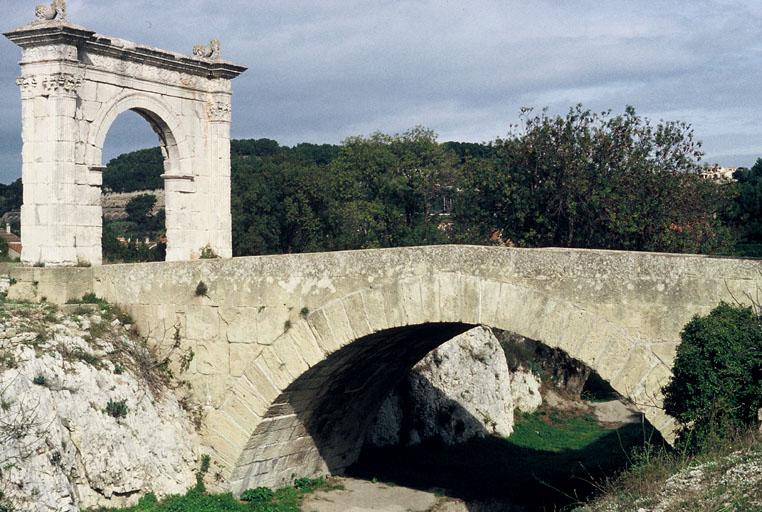 Pont Flavien