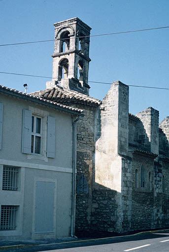 Clocher et façade latérale.