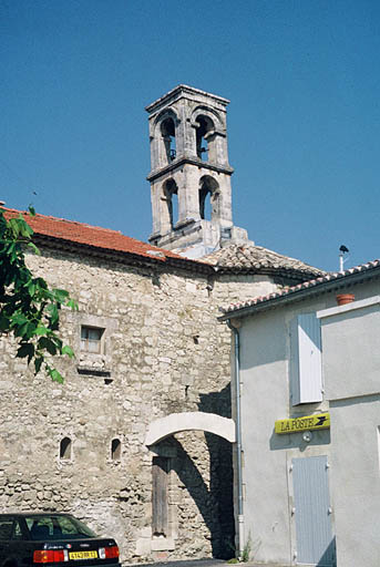 Clocher et façade latérale.