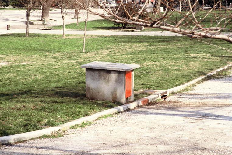 Mobilier de jardin.