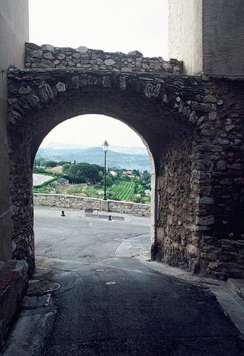 Le Portalet, vue intra-muros.