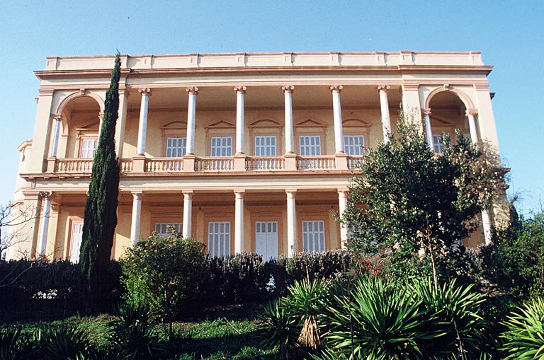 Façade principale.