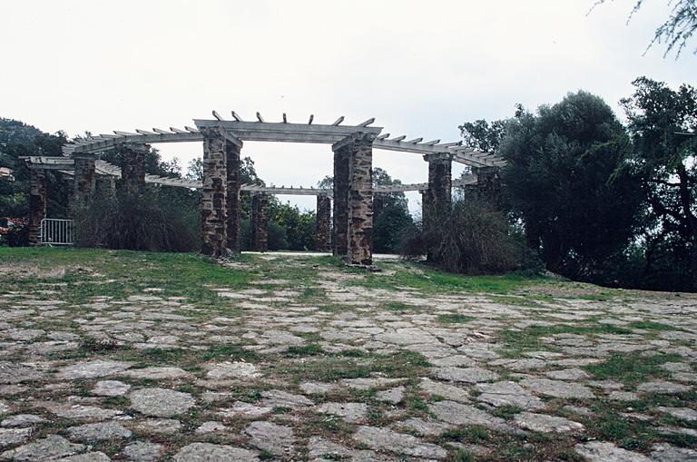 Vue générale, pergola.