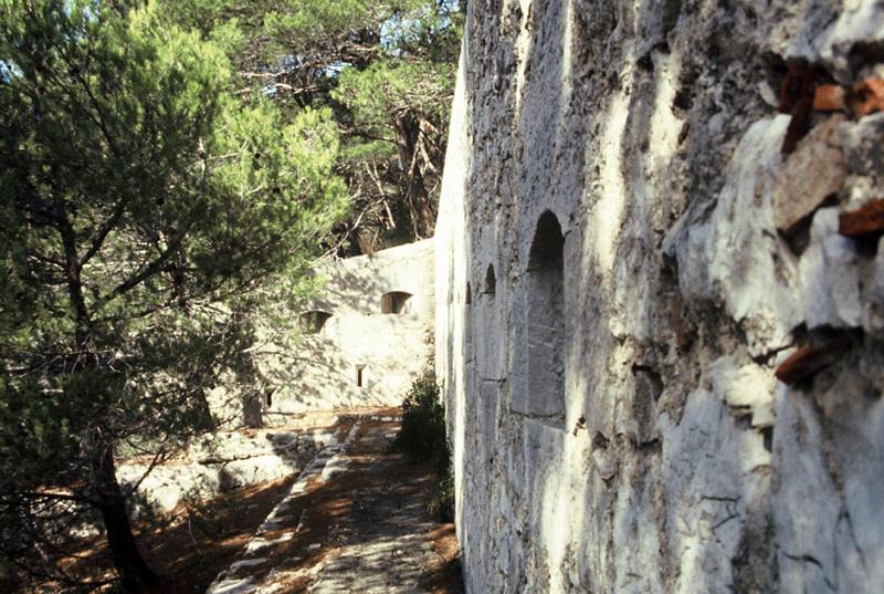 Mur d'enceinte, détail.