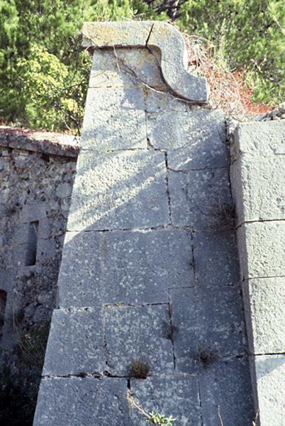 Mur d'enceinte, détail.