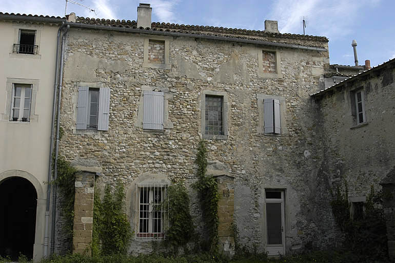 Cloître, aile est.