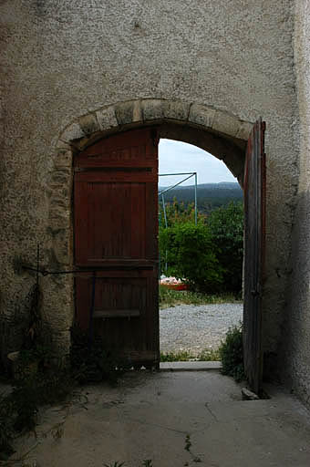 Vue du revers du portail sud.