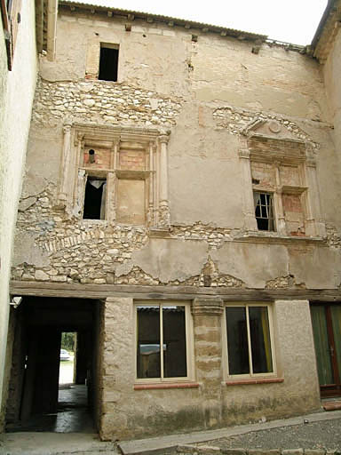 Vue de la cour intérieure, la façade nord.