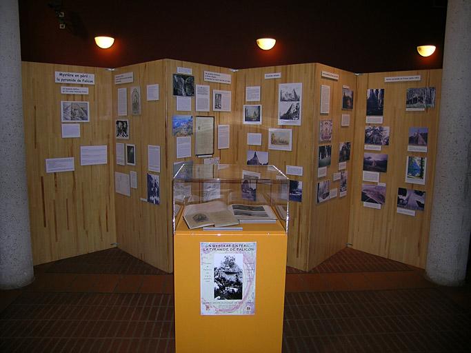 Exposition en cours (novembre 2005) au musée archéologique de Cimiez.