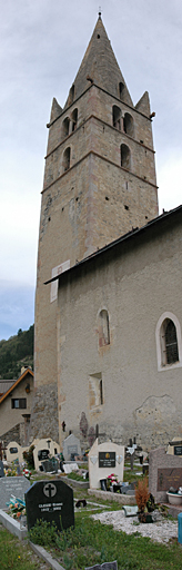 Elévation latérale sud et clocher.